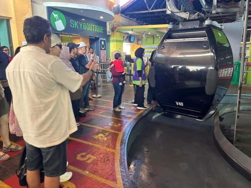 Langkawi cable car and Skybridge Tickets - A Closer Look at the Langkawi Cable Car and SkyBridge Experience
