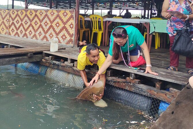 Langkawi Couples Day Tour - Mangroves, Cable Car & Watersports - Who Should Consider This Tour?