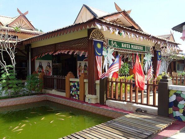 Langkawi Nature & History Tour with Telaga Tujuh & Mahsuri Tomb - Key Points