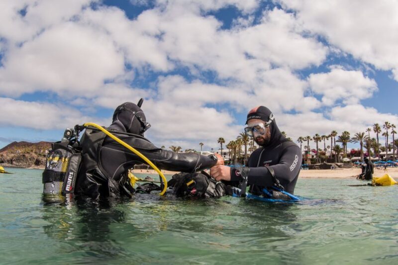 Lanzarote: Beginner Scuba Diving from the Beach - FAQs