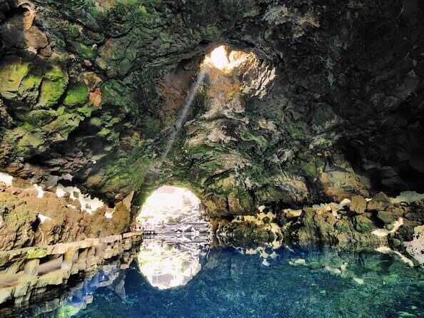 Lanzarote Cesar Manrique Excursion with Jameos del Agua Entrance - Lanzarote César Manrique Excursion with Jameos del Agua Entrance