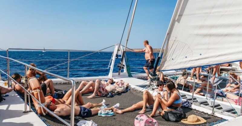 Lanzarote: Day Trip to the Papagayo Beaches by Catamaran - Setting Sail from Lanzarote’s Coast