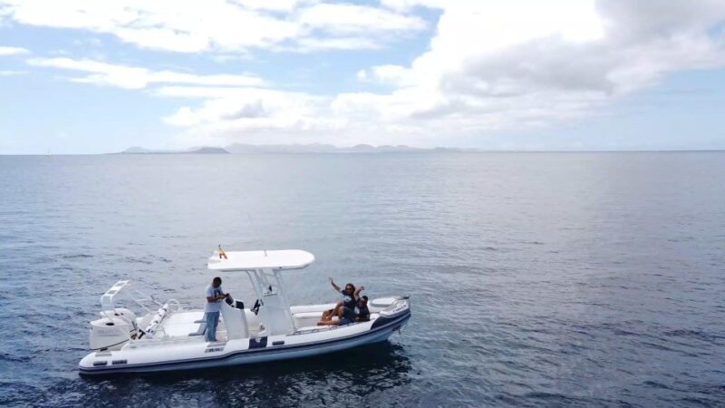 Lanzarote: Private boat Trip 2:30h - A Closer Look at the Lanzarote Private Boat Trip