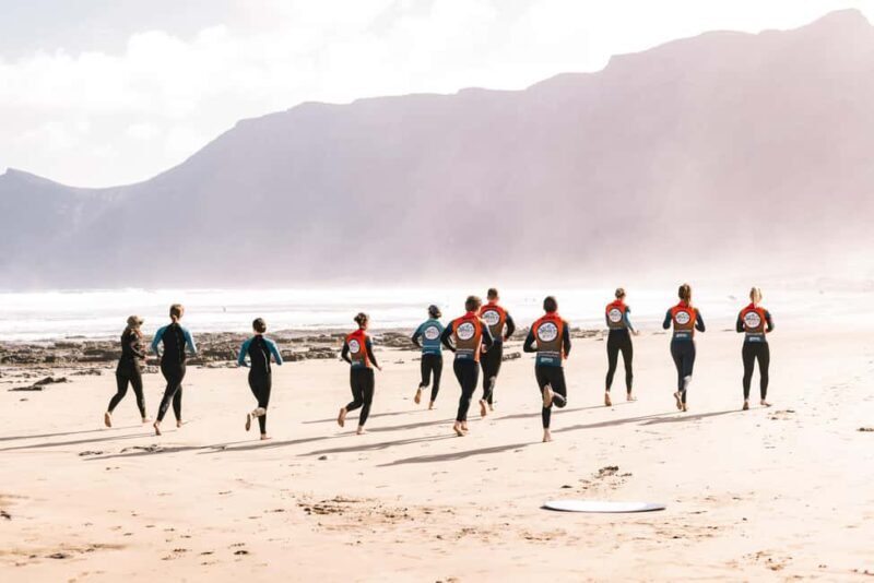 Lanzarote: Surf Experience with Equipment and Pick-Up - Who Will Love This Experience?