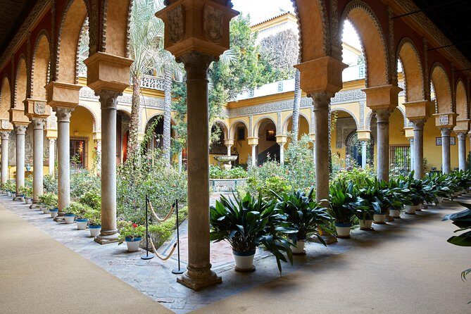 "Las Dueñas" Palace ticket + Audioguide - Key Points