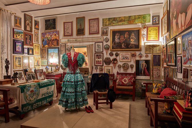 "Las Dueñas" Palace ticket + Audioguide - Who Should Consider This Tour?