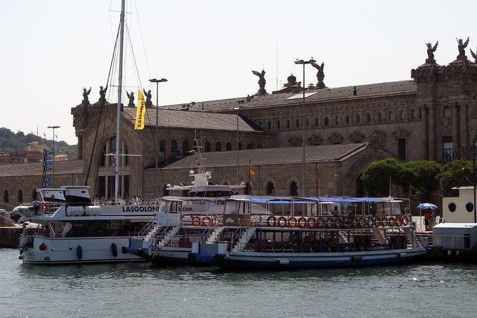 Las Golondrinas Barcelona 40-min Boat Tour - FAQ