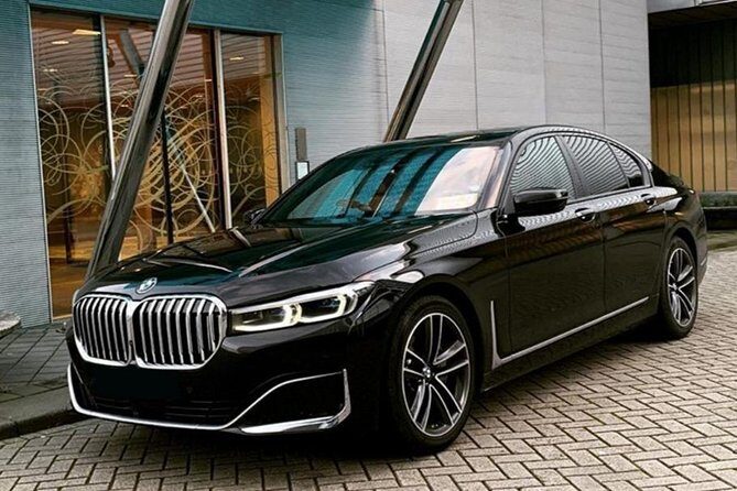 Las Vegas Airport LAS Private Transfer to Las Vegas City in Luxury Car - Las Vegas Airport LAS Private Transfer to Las Vegas City in Luxury Car