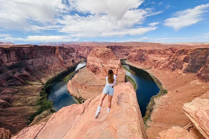 Las Vegas Antelope Canyon, Grand Canyon, Zion 2 Days Tour - A Deep Dive into the 2-Day Tour Experience