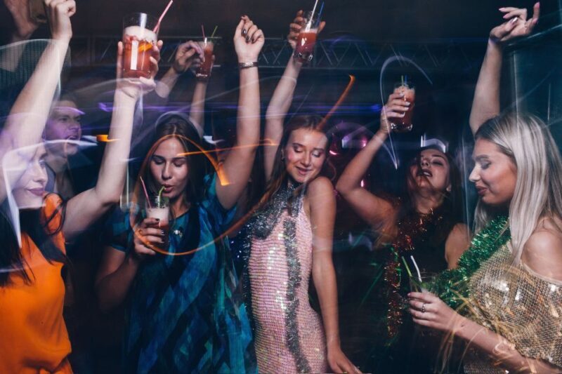 Las Vegas: Bachelorette Party Bus Club Crawl - The Overall Experience: Who Should Book?