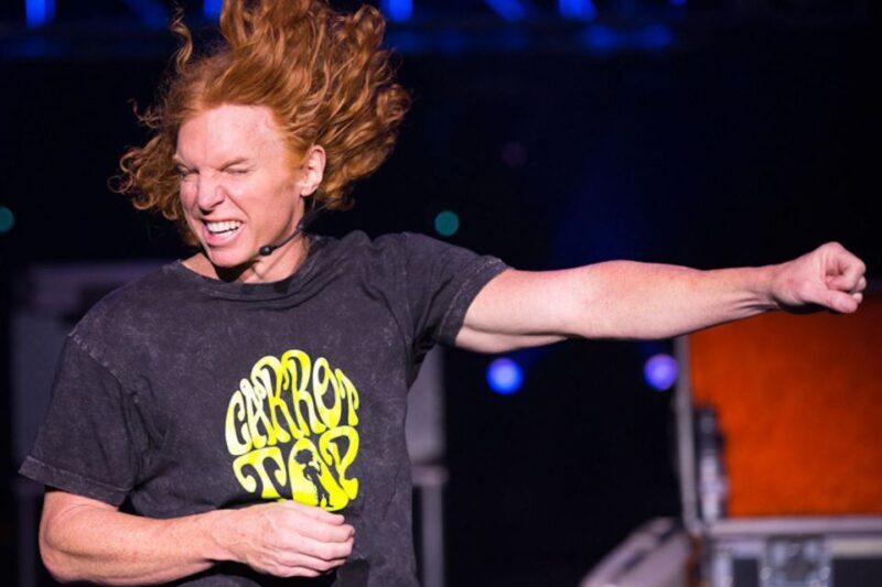 Las Vegas: Carrot Top at Luxor Hotel & Casino - The Experience: Authentic, Fun, and Slightly Edgy