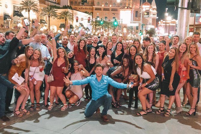 Las Vegas Club Crawl - Party Bus Tour - Las Vegas Club Crawl - Party Bus Tour: An Authentic Night Out on the Strip
