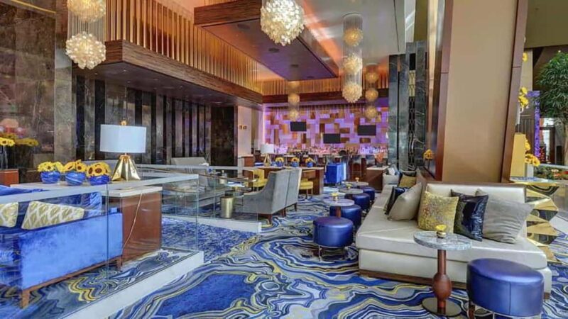 Las Vegas: Club Crawl with Party Bus, Drinks, and Fast Entry - An Introduction to the Las Vegas Club Crawl Experience