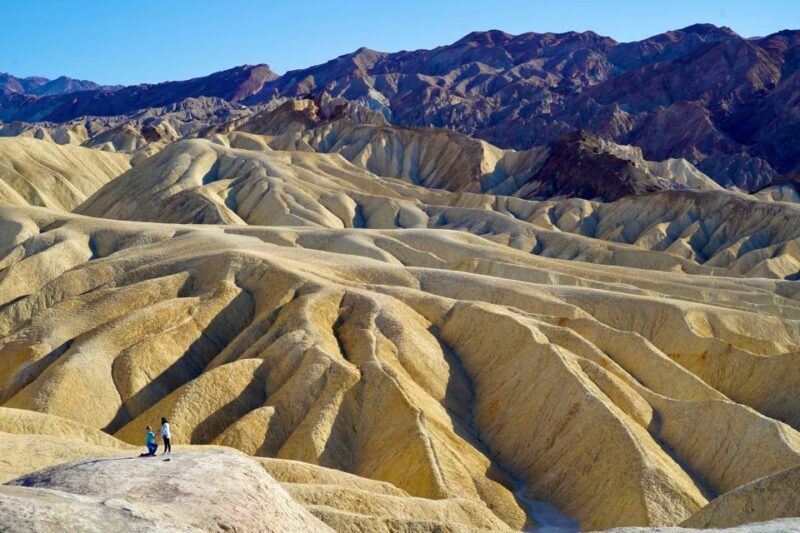 Las Vegas: Death Valley Day Trip with Stargazing - Transportation and Group Size
