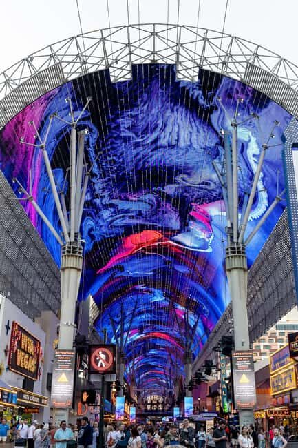 Las Vegas: Fremont Cocktail Crawl & Guided Walking Tour - An In-Depth Look at the Fremont Cocktail Crawl & Guided Walking Tour