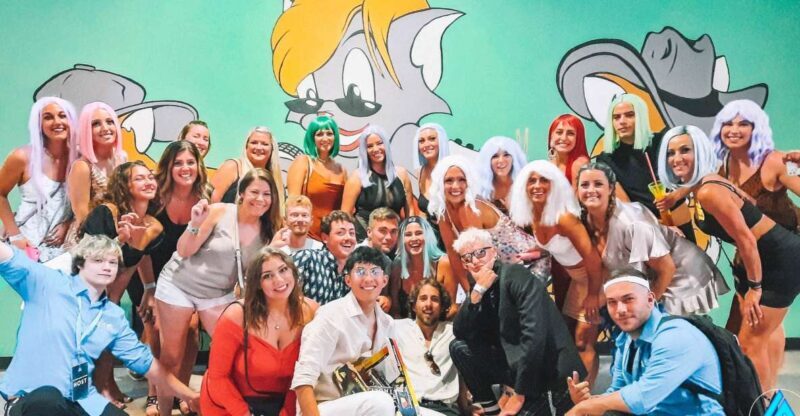 Las Vegas Fremont Street Bar Crawl (party bus add-on option) - Exploring the Las Vegas Fremont Street Bar Crawl (Party Bus Add-On)