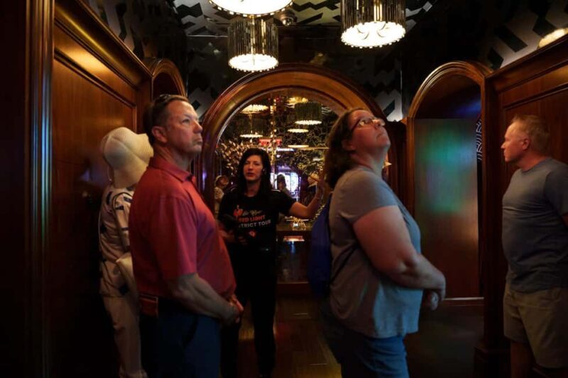 Las Vegas: Fremont Street Secrets & Red Light History Walk - Key Points