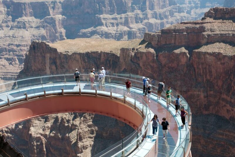 Las Vegas: Grand Canyon West Bus Tour with Guided Walk - Transportation and Comfort
