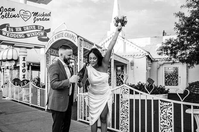 Las Vegas Iconic Photo Shoot: Best Locations & Memories - The Value of a Vegas Photo Shoot