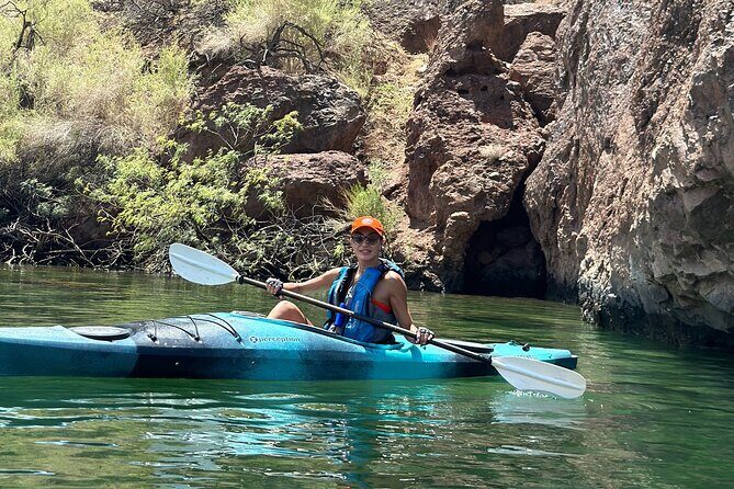 Las Vegas Kayak Tour to the Emerald Cave - An In-Depth Look at the Emerald Cave Kayak Tour