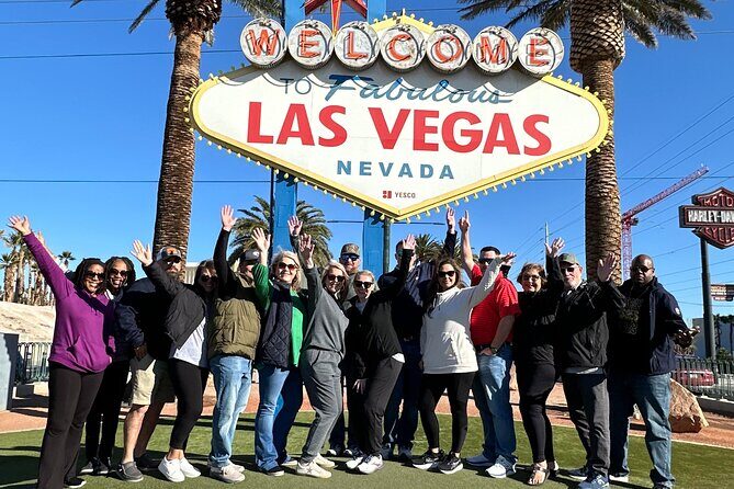 Las Vegas Limo Bus Sightseeing Tour with Iconic Photo Stops - A Fun and Flexible Way to See Las Vegas