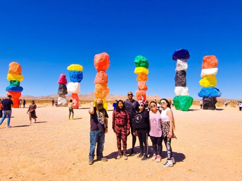 Las Vegas: Mojave, Red Rock Sign and 7 Magic Mountains Tour - FAQ