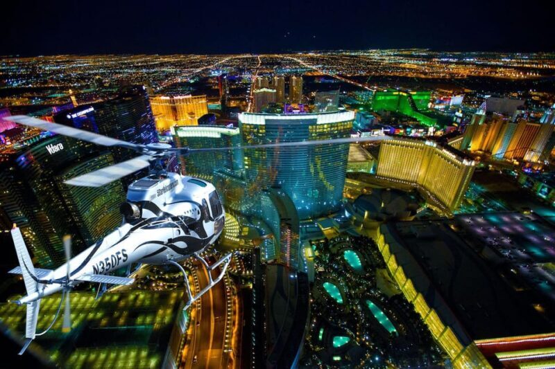 Las Vegas: Nighttime Helicopter Flight over the Strip - An In-Depth Look at the Night Flight Experience
