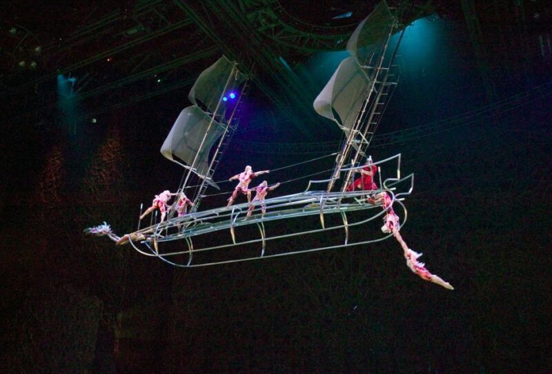 Las Vegas: O by Cirque du Soleil at Bellagio - Practical Tips for Visiting "O"