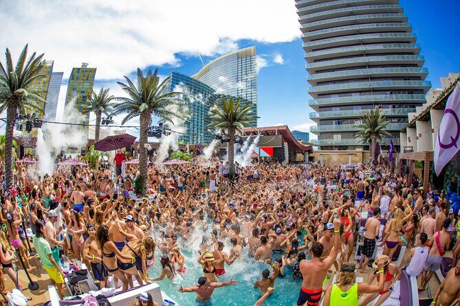 Las Vegas Pool Crawl with Party Bus & Free Drinks - FAQ
