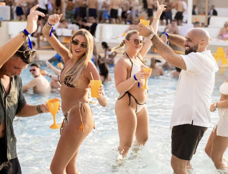 Las Vegas: Pool Party Tour with Cocktail Class & Club Entry - FAQs