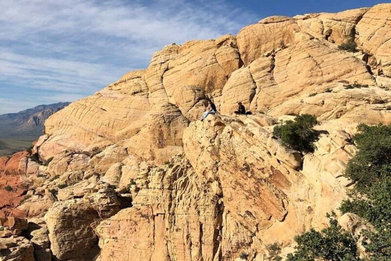 Las Vegas: Red Rock Canyon Guided Hike with Pickup - Exploring the Red Rock Canyon Guided Hike with Pickup