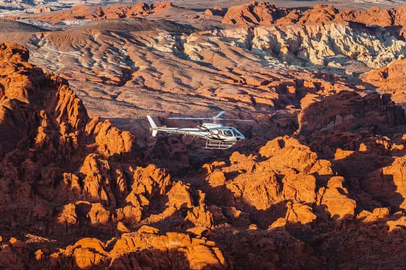Las Vegas: Valley of Fire Helicopter with Scenic Landing - A Closer Look at the Experience