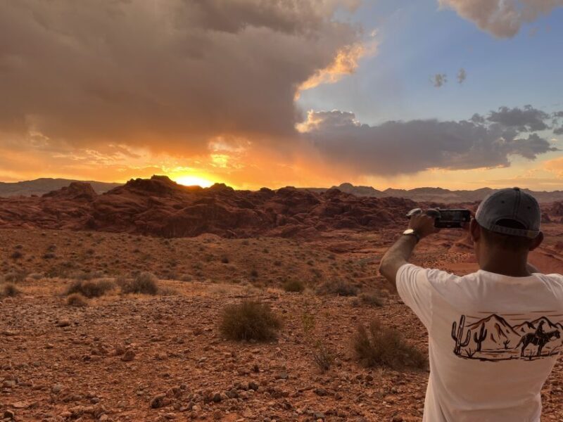 Las Vegas: Valley of Fire Sunset Tour with Hotel Transfers - The Experience: From Desert to Sunset