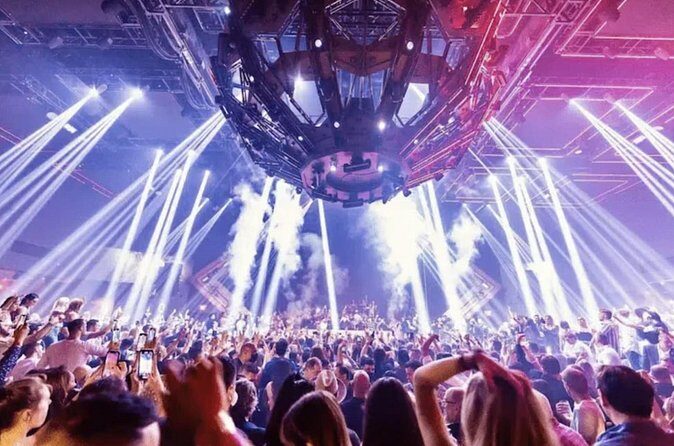 Las Vegas: VIP Club Crawl with Party Bus, Express Entry & Drinks - Frequently Asked Questions