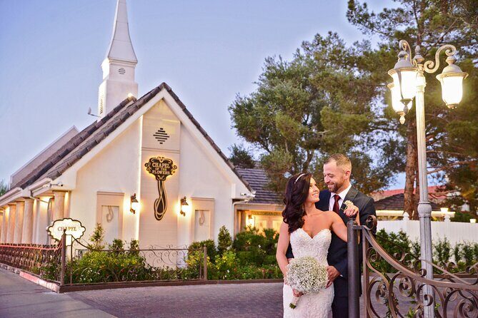 Las Vegas Vow Renewal Package - A Romantic Renewal in the Heart of Las Vegas