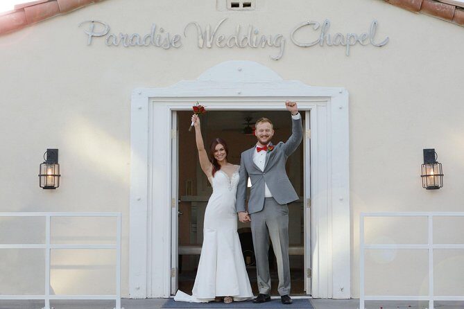 Las Vegas Wedding at Paradise Wedding Chapel - Key Points