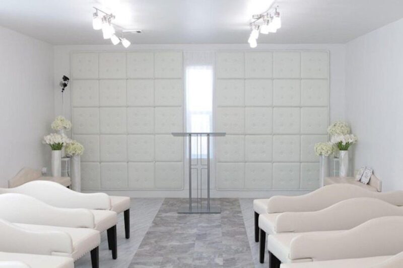 Las Vegas: Wedding at Paradise Wedding Chapel - Who Should Consider This?