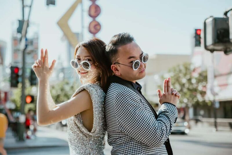 Las Vegas: Wedding Chapel Photography Session - What’s Included and What’s Not