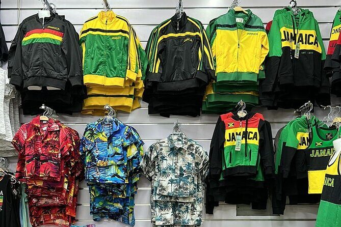 Last Vacation Day Discounted Shopping & Ride to the Airport - Key Points