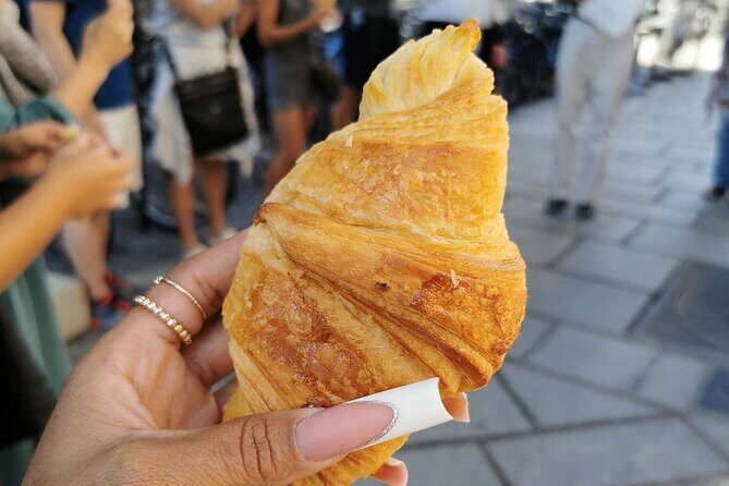 Latin Quarter Pastries & Chocolate Food Tasting Tour - The Sum Up
