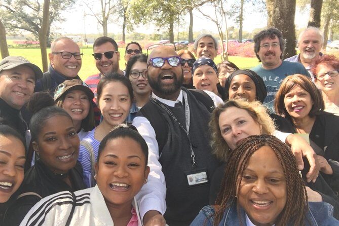 Laura Plantation & Airboat Tours - Key Points