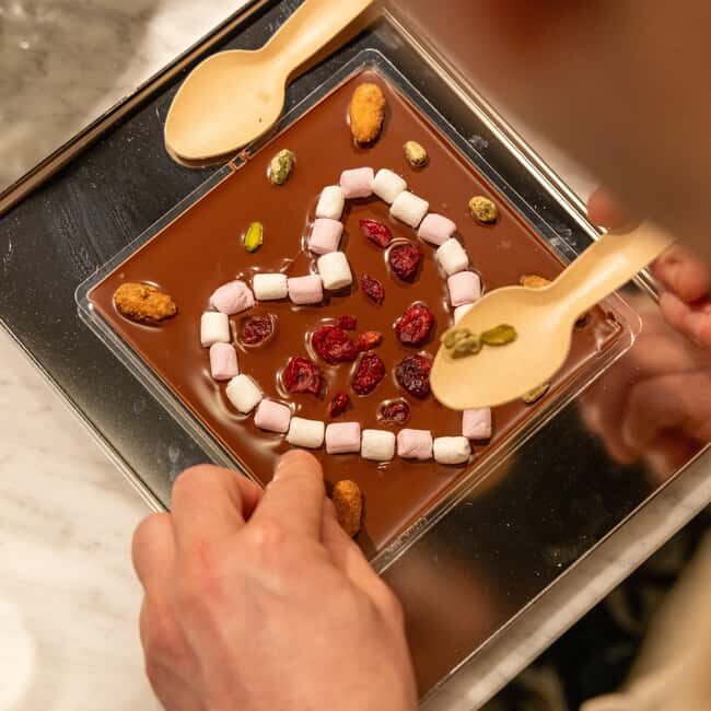 Lausanne: Between exploring the city and gourmet tasting - The Itinerary in Detail