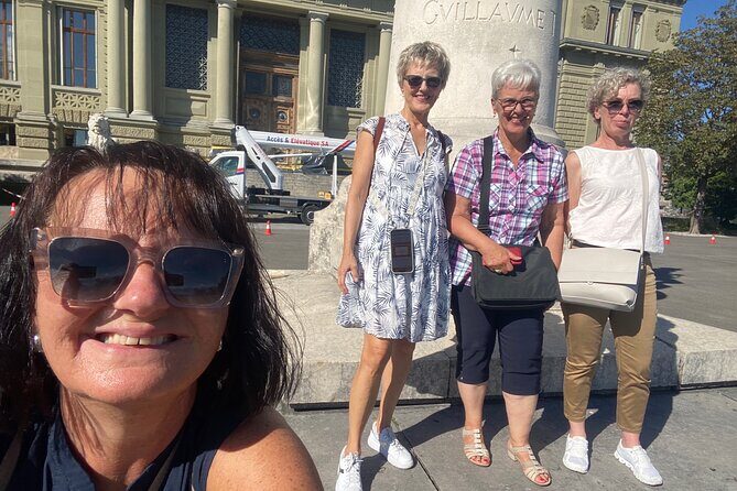 Lausanne (City Center) Scavenger Hunt and Sights Self-Guided Tour - What Some Travelers Say