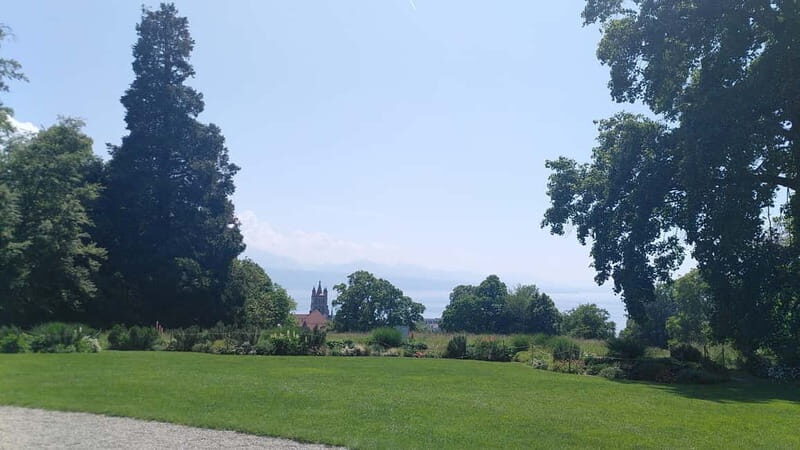 Lausanne: Cultural and Historical Guided Walking Tour - Key Points