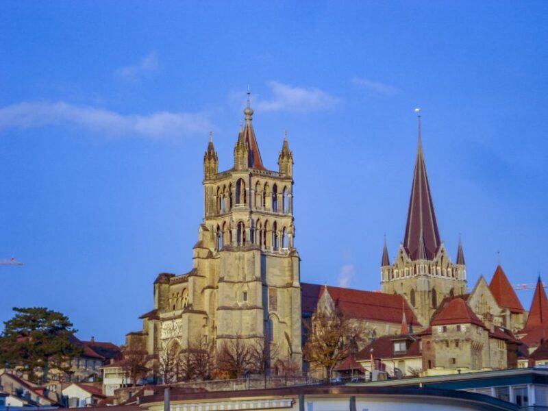 Lausanne: Express Walk with a Local in 60 minutes - FAQ