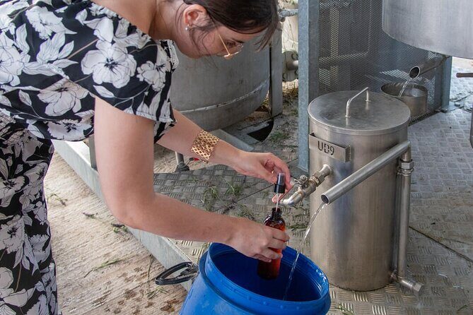 Lavender Harvesting and Distillation Workshop in Bellegarde - FAQ