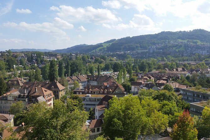 Layover in Bern a Private Tour with a local: Best Highlights of Bern - A Practical Guide to Your Bern Layover Tour
