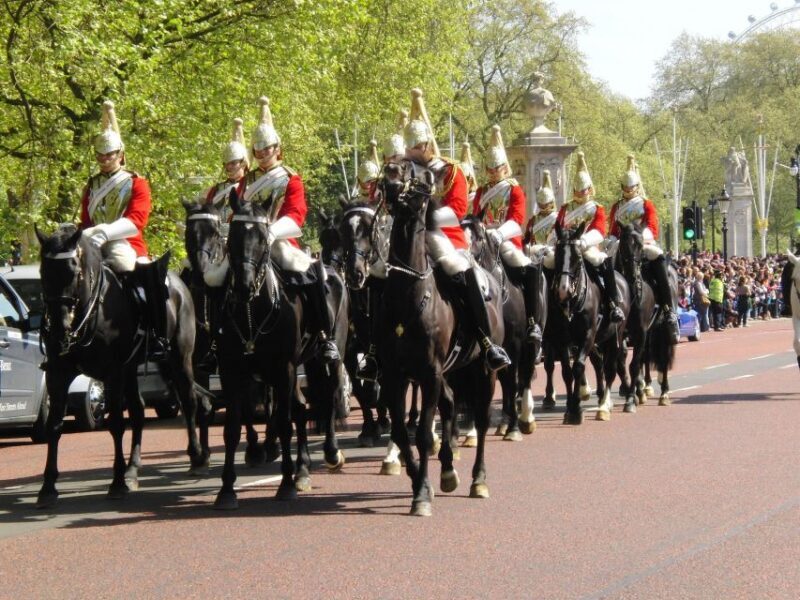 Layover London Private Tour from Heathrow Airport - Key Points