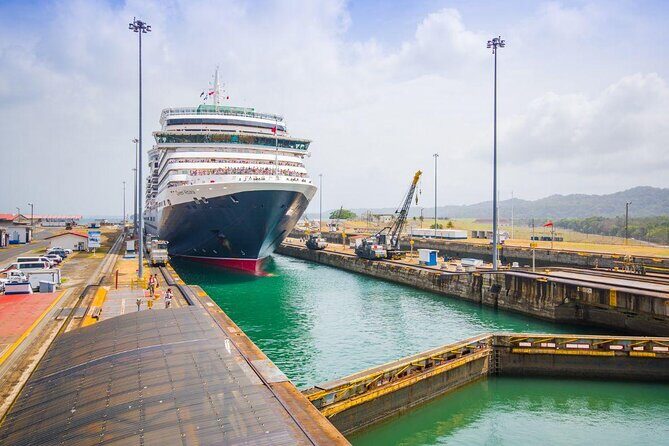 Layover (Stopover) City tour and Panama Canal Visit - Key Points