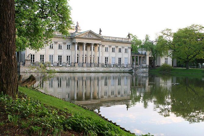 Lazienki Park : PRIVATE SERVICE - YOUR GROUP ONLY /inc. Pick-up/ - A Deep Dive into Lazienki Park Private Tour